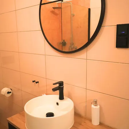 Apartment D'ali W Centrum Poznania Ul Rozana 21