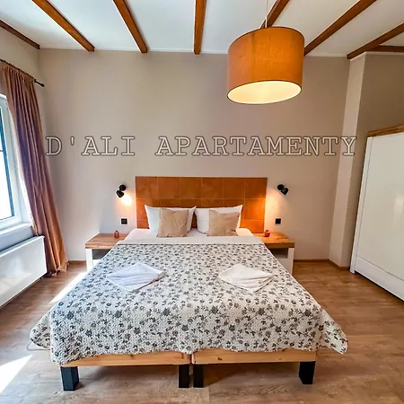 D'ali W Centrum Poznania Ul Różana 21 Apartament