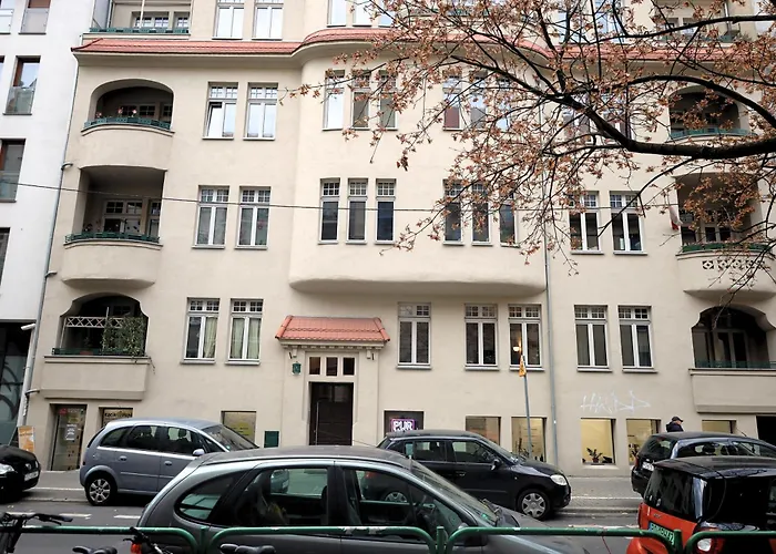 D'ali W Centrum Poznania Ul Rozana 21 Poznań